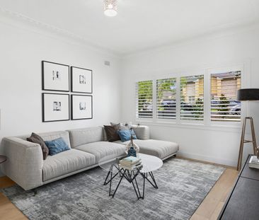 Family Favourite - Photo 1