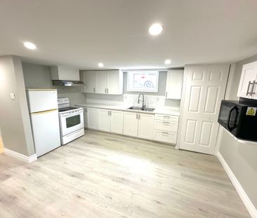 For Lease - 437 Charlotte Street Unit# Lower, London East, Ontario - Photo 3