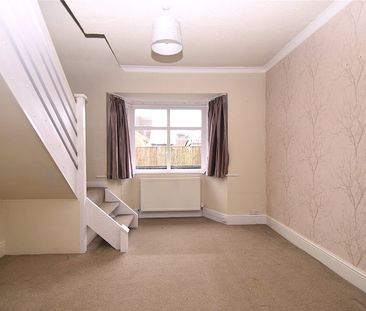 3 bed end of terraced bungalow to rent in Main Street, Scarborough,... - Photo 1