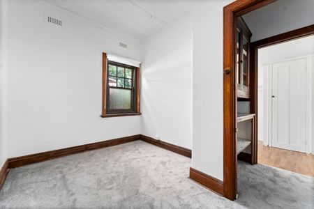 27 Harvey Street, Prahran VIC 3181 - House For Rent | Domain - Photo 4