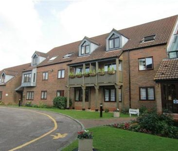 1 bedroom retirement property to rent - Photo 2