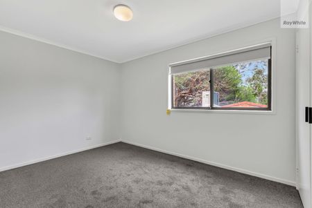 1/68 Normanby Avenue, Thornbury VIC 3071 - House For Rent | Domain - Photo 3