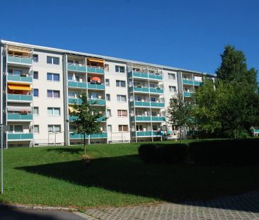 Hübsche Erdgeschosswohnung mit Balkon und Tageslichtbad - Foto 4