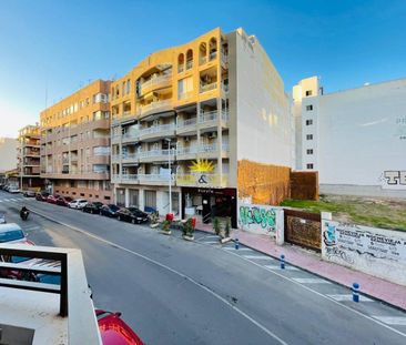 1 BEDROOM APARTMENT - TORREVIEJA - Photo 3