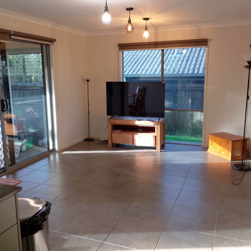 Ormeau Hills - Photo 1