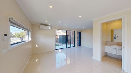 8/97 Blackburn Road Mount Waverley VIC - Photo 5