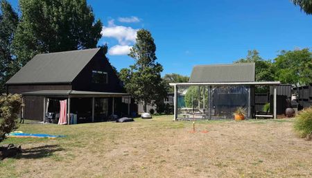 Classic Kiwi Bach - Photo 2