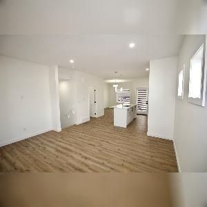 3 Bed 2.5 Bath Dbl Garage Balcony Townhouse For Rent Leduc - Photo 3