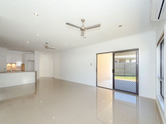 STUNNING MODERN HOME CLOSE TO SCHOOLS AND SHOPS - Photo 1