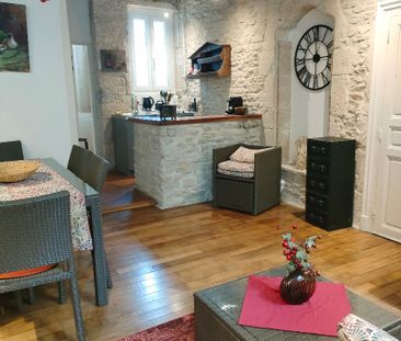 Location Appartement 2 pièces 46m² - Photo 2