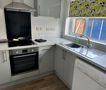 2 bedroom apartment to rent - Photo 3