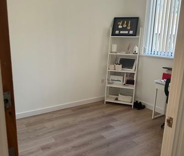 Room in a Shared Flat, Carver Street, B1 - Photo 1