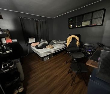 For Lease - 26 Trueman Street, Brampton, Ontario - Photo 1