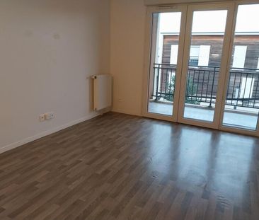 Location Appartement 2 pièces 41m² ST JEAN DE BRAYE 45800 - Photo 2