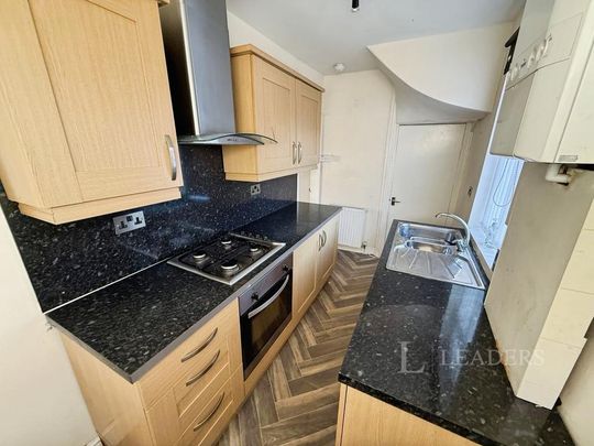 3 bedroom terraced house to rent - Photo 1