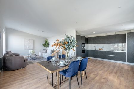 3 bedroom penthouse to rent - Photo 4