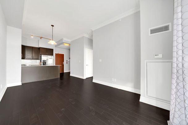 For Lease - 111 Civic Square Gate Unit# 518, Aurora, Ontario - Photo 1