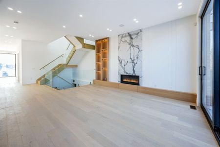 For Lease - 230 Townsgate Drive, Vaughan, Ontario - Photo 5