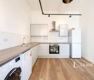 1 bedroom flat to rent - Photo 6