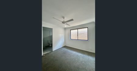 Welcome home to your new Home - Spacious 4 bedroom “Stradbroke” complete with a large backyard. - Photo 2