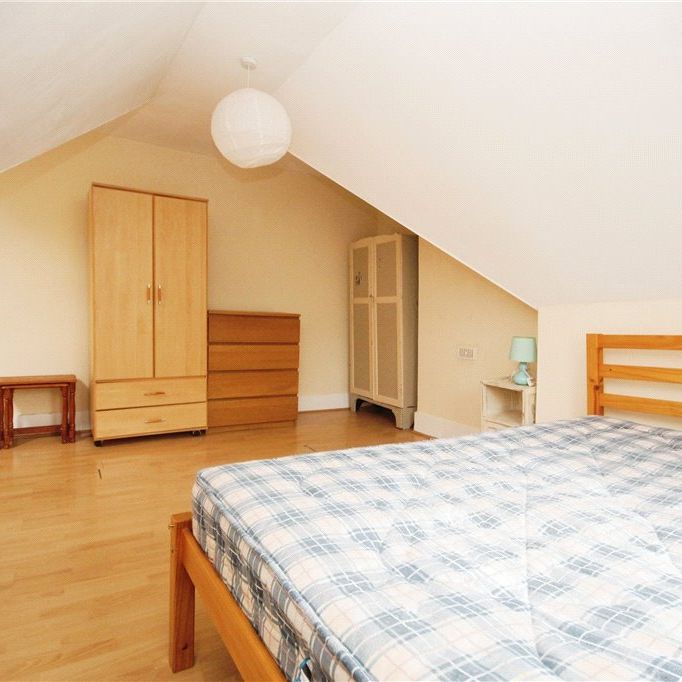 Leigham Vale, London, SW16 2JG - Photo 1