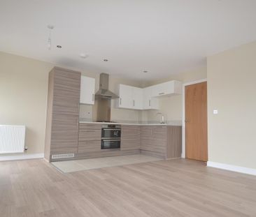 2 bedroom apartment - Photo 5