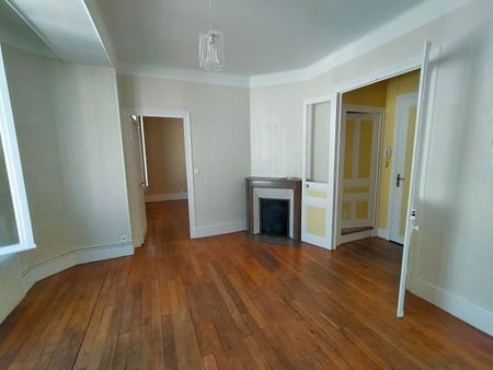 APPARTEMENT T2 - 42,70 m² - PARAY LE MONIAL - Photo 2