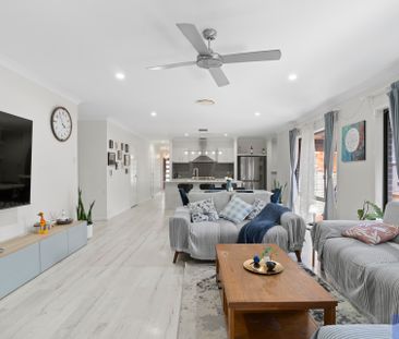 14 Meander Circuit, Holmview QLD 4207 - House For Rent | Domain - Photo 2