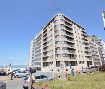 Zuidgericht gemeubeld appartement met zonnig terras te Duinbergen - Photo 1