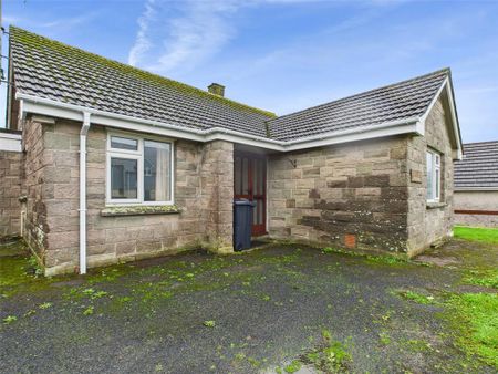 3 bedroom bungalow to rent - Photo 2