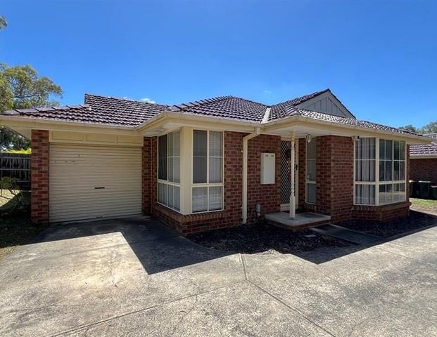 1/7 Vicki Street Blackburn South VIC - Photo 1