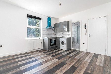 Studio to rent - Photo 4