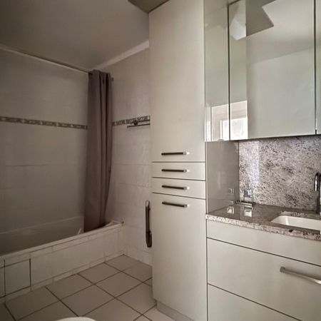 Location Appartement 2 pièces 41m² - Photo 3