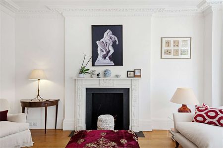 Elegant Period Residence in Prime Kensington Location - Photo 4