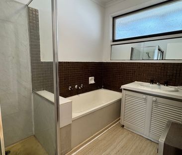 47 East Gateway, Wyndham Vale, Vic 3024 - Photo 1