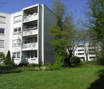 3 Zimmer, Küche, Bad, Loggia, Garage, 2.OG links - Foto 1