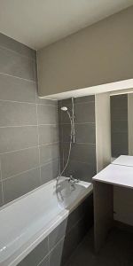 Appartement à louer 3 pièces 67.56m² - Photo 4