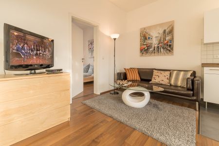 City-Residence: Nette 2-Zimmer-Wohnung in schönem Altbau - Foto 2