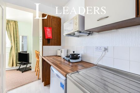 apartment to rent Grange Road, Bournemouth, BH6 - Photo 4