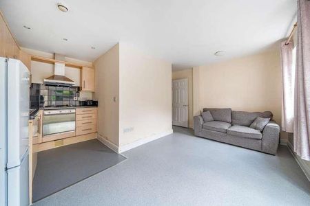 Shelley Street, Old Town, SN1 - Photo 2