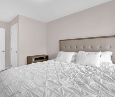 For Lease - 127 Anthracite Private, Barrhaven, Ontario - Photo 3