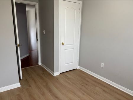 For Lease - 250 Richvale Drive Unit# 9, Brampton, Ontario - Photo 3