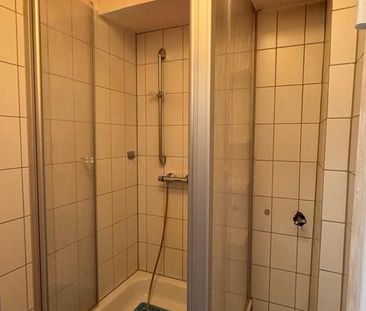 Zentrale Wohnung mit 2 Balkonen in Kaiserslautern - Photo 1