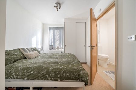 Sidcup Road, London, SE9 - Photo 5