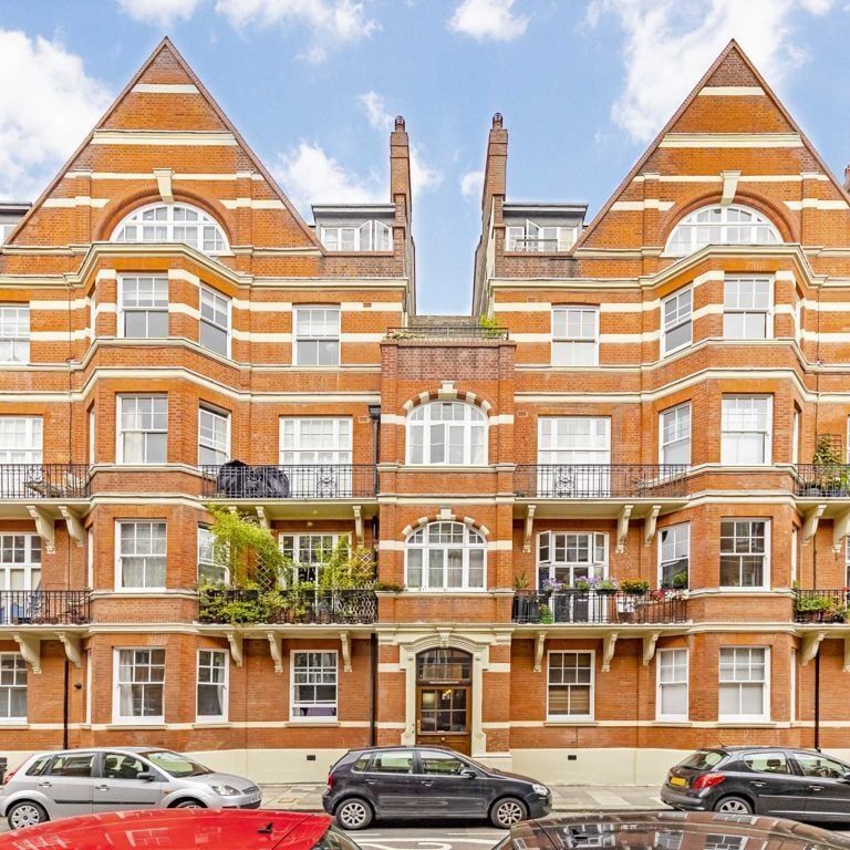 Hammersmith Road, W14 8QG, London - Photo 1