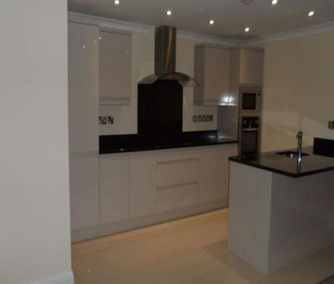 2 Bedroom Apartment To Let - Photo 3