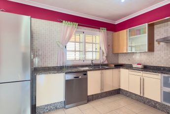 Chalet pareado · Alquiler a largo plazo ·