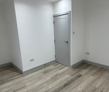 2 bedroom detached house to rent - Photo 2