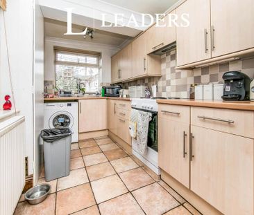 2 bedroom terraced house to rent - Photo 4