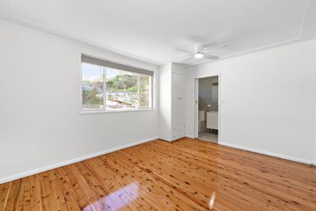 Great Location Convenient Family Home - Photo 4